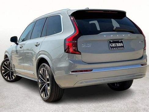 New 2026 Volvo XC90 B6 Ultra image 5