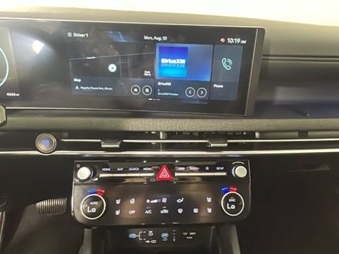 Certified 2025 Hyundai Santa Cruz Limited AWD/4WD image 23