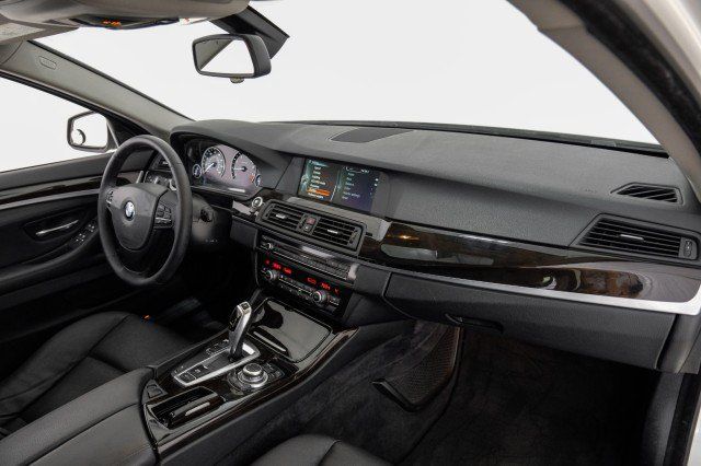 Used 2013 BMW 535i Sedan RWD image 8