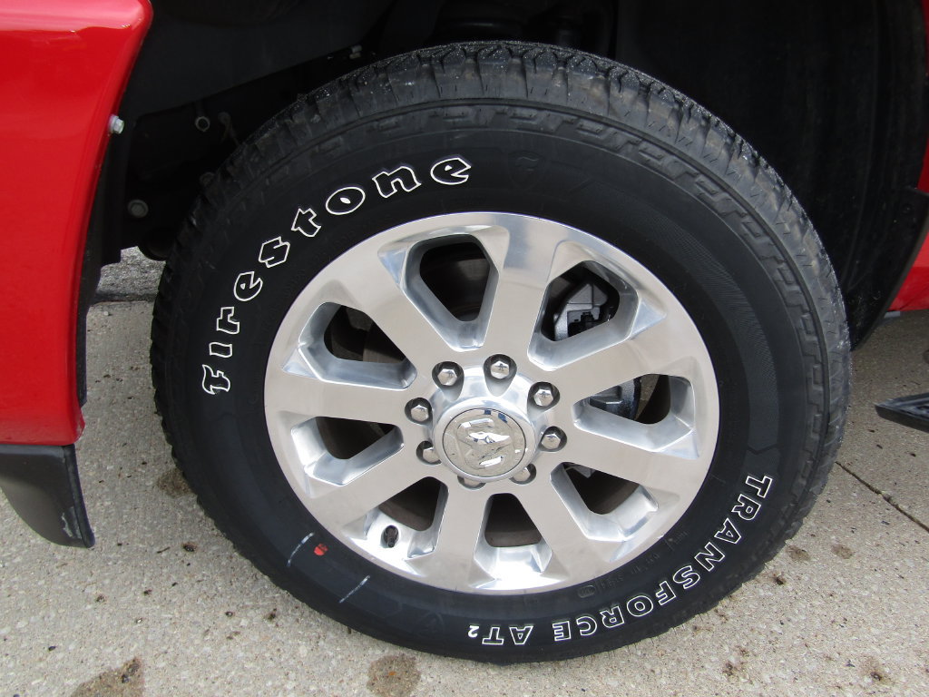 Used 2026 RAM 2500 Laramie AWD/4WD image 33