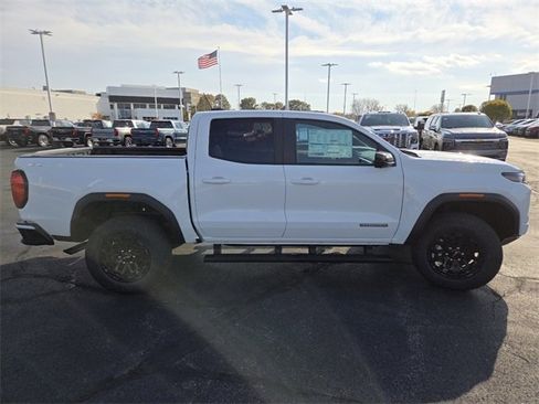 New 2026 GMC Canyon Elevation w/ Convenience Package image 20