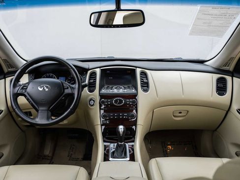 Used 2017 INFINITI QX50 w/ Premium Plus Package image 15