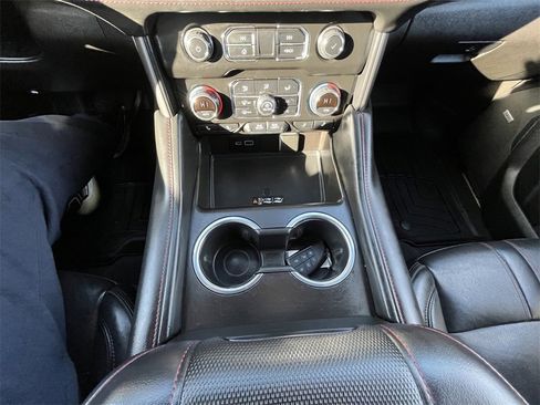 Used 2021 Chevrolet Tahoe RST w/ Luxury Package image 13