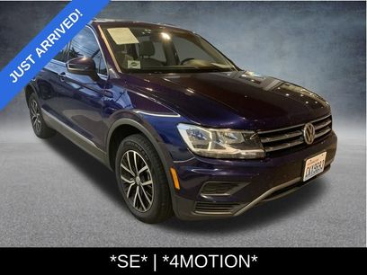 Used 2021 Volkswagen Tiguan SE w/ Panoramic Sunroof Package