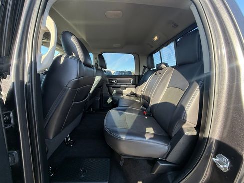 Used 2017 RAM 1500 Laramie w/ Convenience Group AWD/4WD image 17