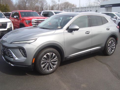 Used 2025 Buick Envision Preferred image 1