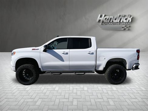 Used 2023 Chevrolet Silverado 1500 RST w/ Convenience Package II image 7
