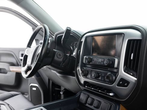 Used 2014 GMC Sierra 1500 SLT w/ SLT Crew Cab Value Package image 29