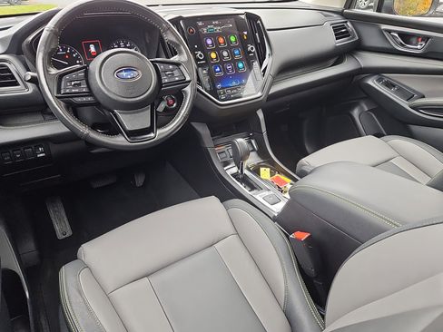 Used 2023 Subaru Ascent Onyx Edition image 3