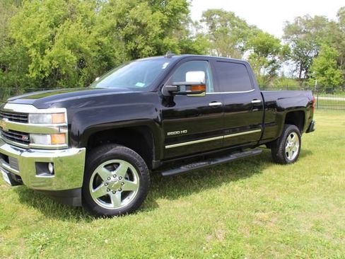 Used 2015 Chevrolet Silverado 2500 LTZ w/ Z71 Package, Off-Road AWD/4WD image 1