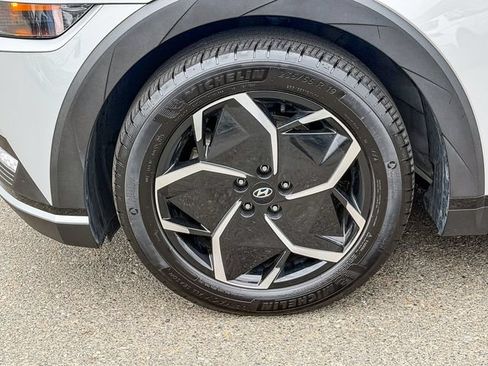 Certified 2024 Hyundai Ioniq 5 SEL RWD image 11