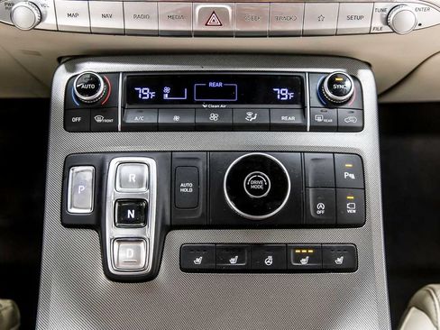Used 2020 Hyundai Palisade Limited FWD image 23