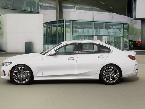 New 2026 BMW 330i Sedan w/ Premium Package image 31