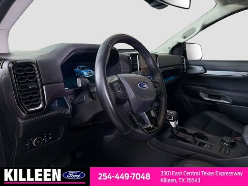 Used 2025 Ford Ranger Lariat w/ FX4 Off-Road Package image 10