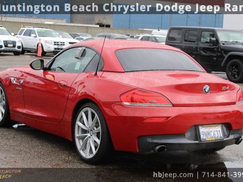 Used 2015 BMW Z4 sDrive35i image 3