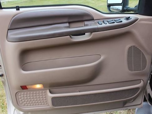 Used 1999 Ford F350 Lariat image 30