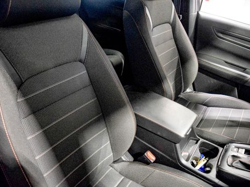 Used 2025 Honda CR-V Sport image 8