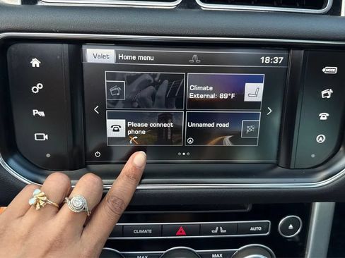 Used 2016 Land Rover Range Rover AWD/4WD image 13