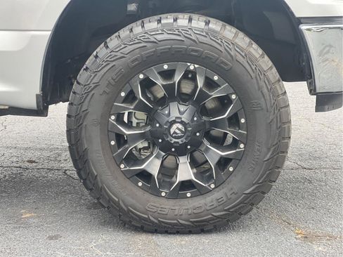 Used 2018 Ford F150 XLT w/ Equipment Group 302A Luxury AWD/4WD image 28