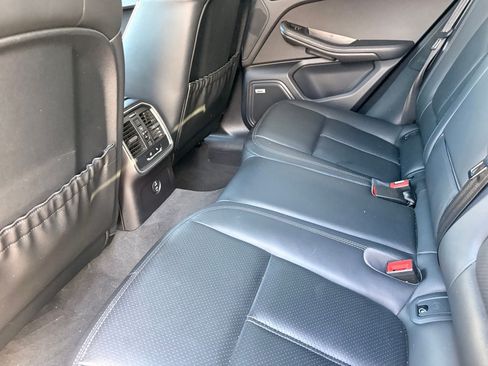 Used 2020 Porsche Macan S AWD/4WD image 15