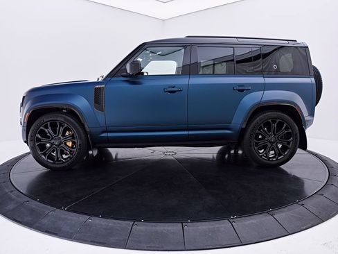Used 2026 Land Rover Defender 110 OCTA AWD/4WD image 14