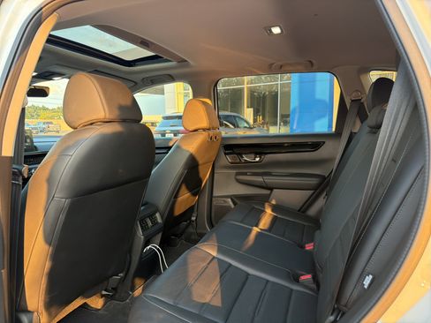 Used 2026 Honda CR-V EX-L image 3