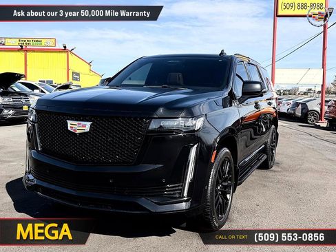 Used 2021 Cadillac Escalade Sport image 2