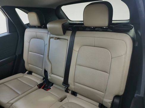 Used 2022 Ford Escape SEL FWD image 18