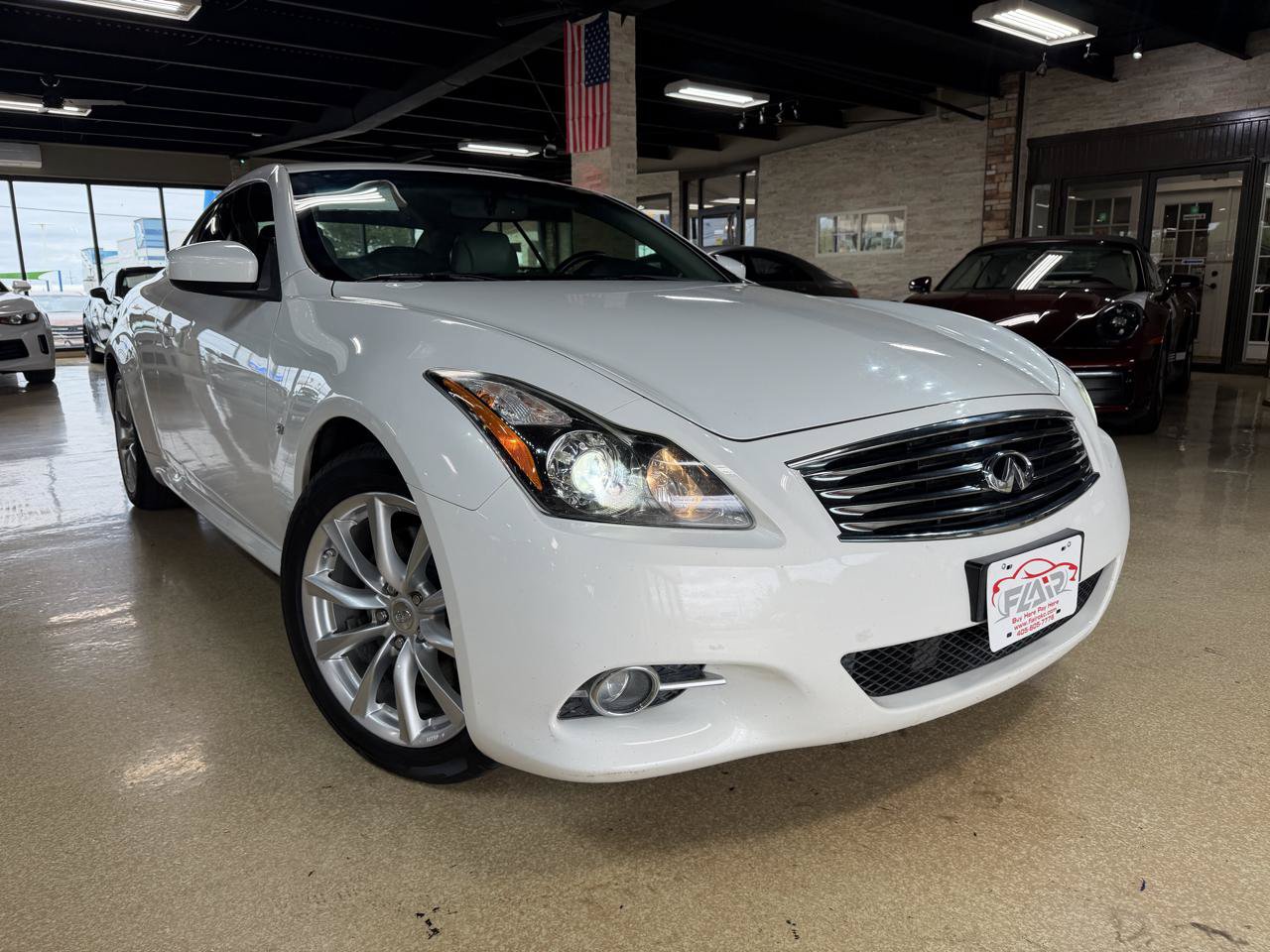 Used 2014 INFINITI Q60 Convertible w/ Premium Package RWD image 1