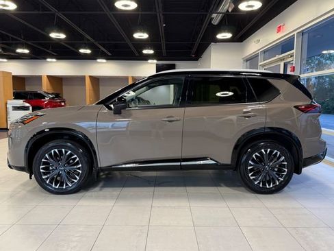 Used 2024 Nissan Rogue Platinum w/ Platinum Premium Package AWD/4WD image 7