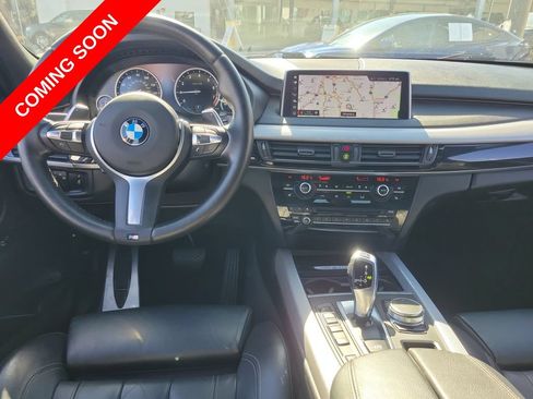 Used 2018 BMW X5 xDrive40e w/ M Sport Package AWD/4WD image 13