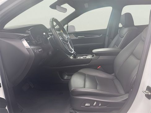 Used 2022 Cadillac XT5 Premium Luxury w/ Technology Package image 15
