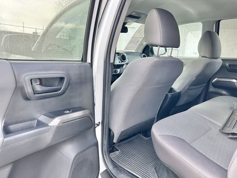 Certified 2023 Toyota Tacoma SR5 w/ Technology Package image 11