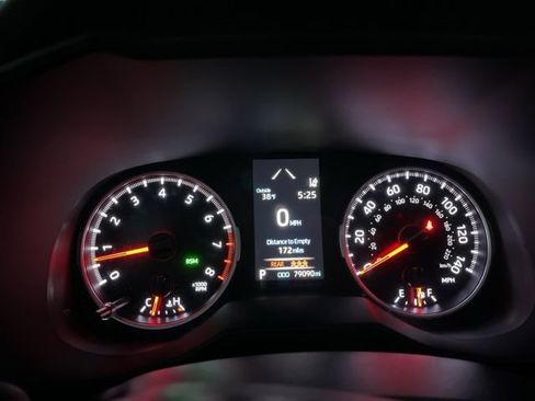 Used 2021 Toyota RAV4 LE image 38