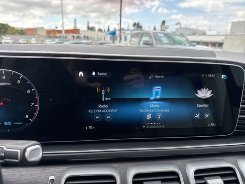 Used 2022 Mercedes-Benz GLS 450 4MATIC image 27