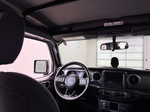Used 2023 Jeep Wrangler Unlimited Sport AWD/4WD image 24