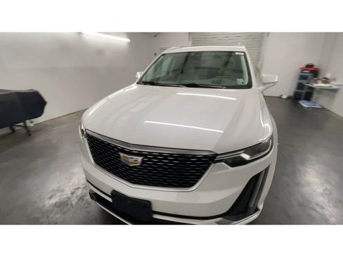 Used 2020 Cadillac XT6 Premium Luxury image 4