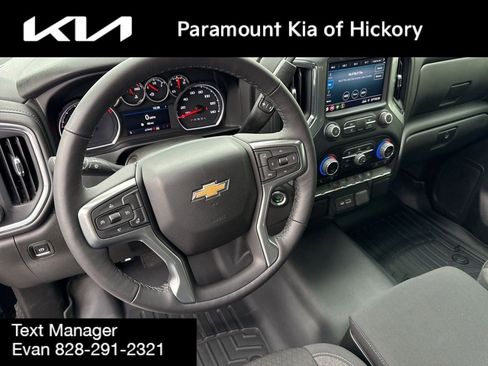 Used 2022 Chevrolet Silverado 1500 LT image 23