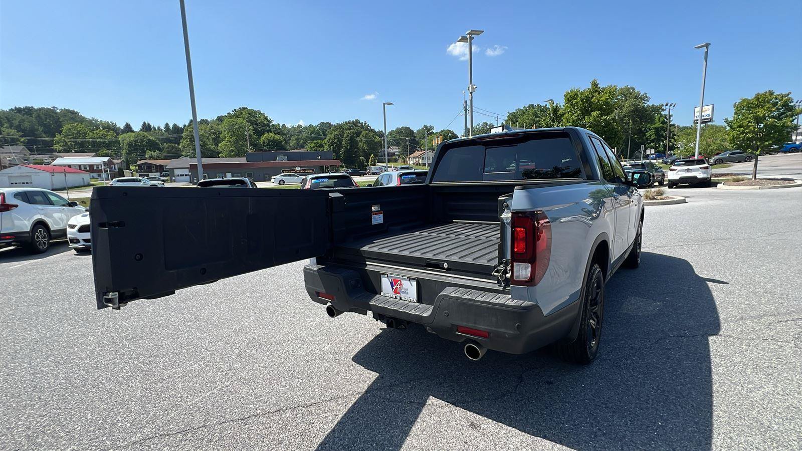 Used 2025 Honda Ridgeline Black Edition image 18