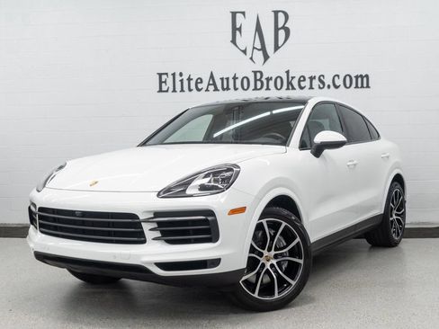 Used 2023 Porsche Cayenne Platinum Edition image 1
