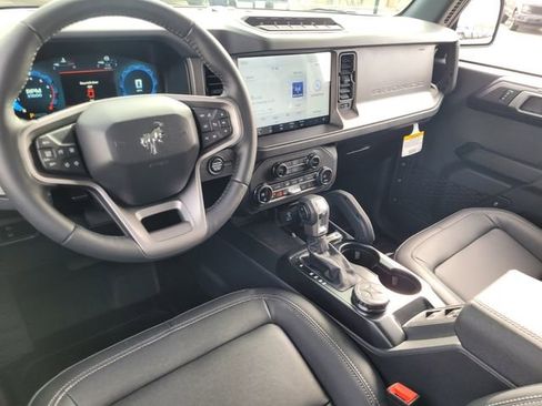 New 2025 Ford Bronco Badlands w/ Sasquatch Package image 32