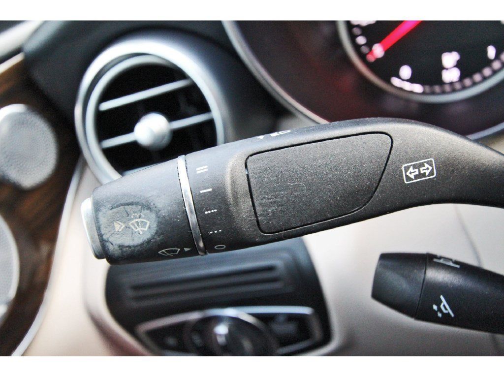 Used 2019 Mercedes-Benz C 300 Coupe image 17