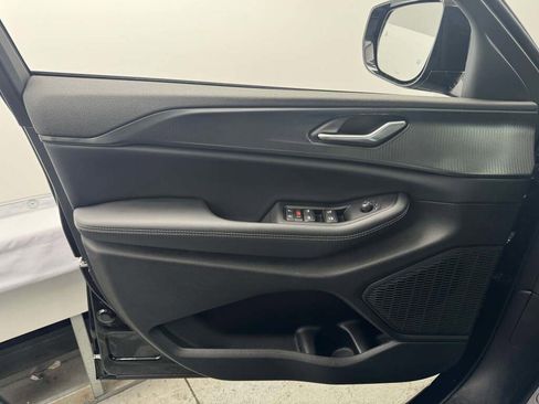 New 2025 Jeep Grand Cherokee L Laredo image 27