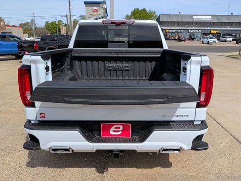 New 2026 GMC Sierra 1500 Denali image 43