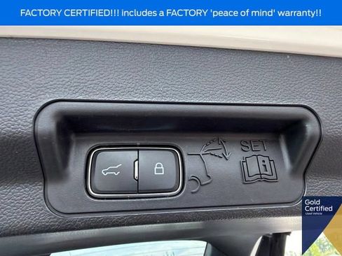 Used 2023 Ford Explorer XLT w/ Equipment Group 202A AWD/4WD image 16