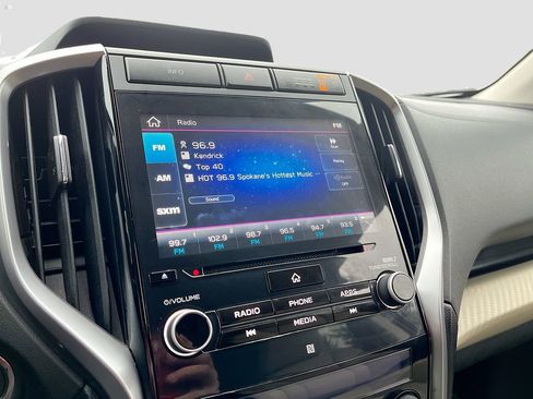 Used 2022 Subaru Ascent Premium w/ Convenience Package image 14