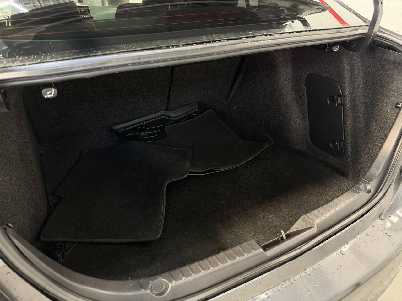 Used 2014 MAZDA MAZDA3 s Grand Touring w/ Technology Package FWD image 32