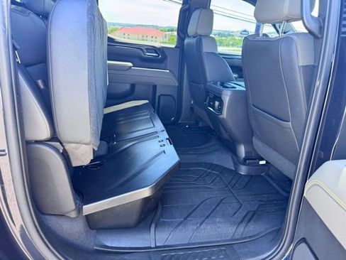 Certified 2022 Chevrolet Silverado 1500 ZR2 w/ Technology Package AWD/4WD image 21