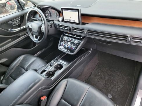 Used 2020 Lincoln Corsair Reserve w/ Equipment Group 201A image 25