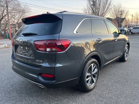 Used 2019 Kia Sorento EX image 5